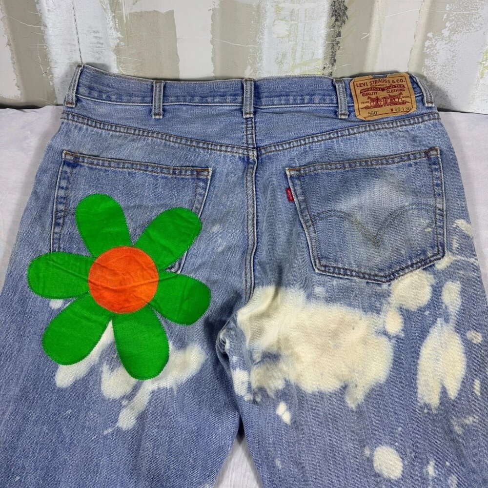 Levi Staruss Co. 505 Womens Flared Jeans Blue Relaxed Fit Patches Size 38x30 - Picture 3 of 16